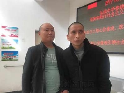 精神障碍男子流落荆州八年 终与家人团聚！