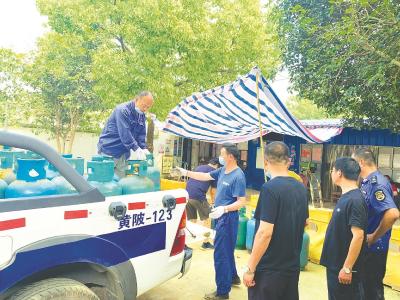 武汉拉网式排查燃气安全隐患 完成整改530多处取缔黑气点8家