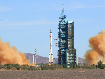 权威快报|神舟十二号载人飞船发射圆满成功