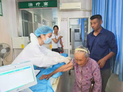 湖北省年龄最大！荆州106岁老奶奶主动接种新冠疫苗