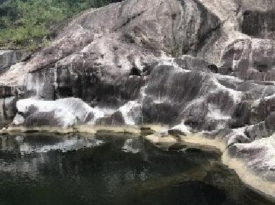 探访罗田中国第四大冰臼群