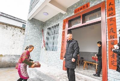 湖北省因灾倒房重建户喜迎新春掠影