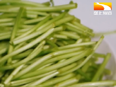 “深挖”一根菜 小湖蒿种出亿元村