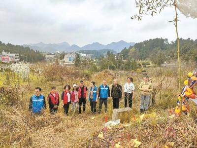 梅家子弟慷慨报国长眠贵州乡野81年 志愿者帮黄梅抗战老兵找到家人