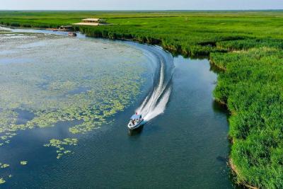 中国最大内陆淡水湖博斯腾湖迎来禁渔期