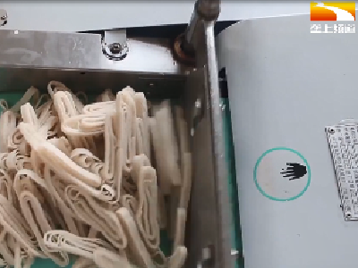 豆丝莲藕成“拍档” 香甜可口俏全国