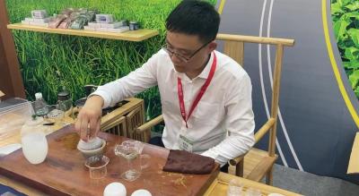 7月1日-4日，第25届中国武汉茶业博览交易会茶意香浓
