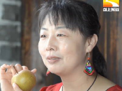 乡村网红组团卖土货 年销售额达千万元