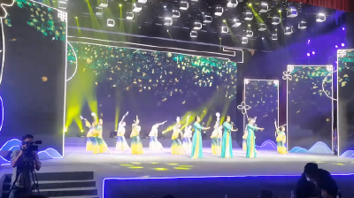 以花为媒 “桂花仙子”迎“桂”客