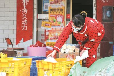 今年春运开启“减负式返乡”模式 湖北等多地异地年货订单大增