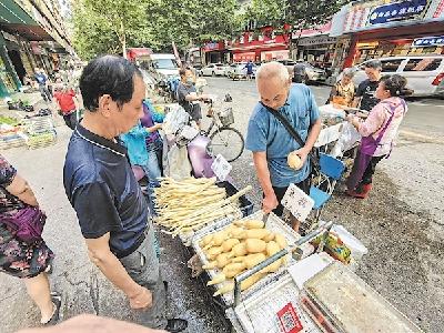 清甜香脆的初夏诱惑来了 江城“六月暴”新藕今年很亲民