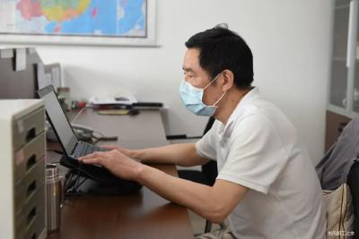 这位职工有绝活，23年扎根售后服务，人称“刘校长”