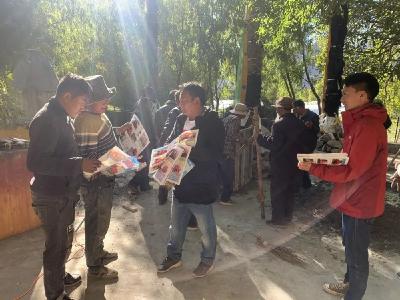 扎西德勒，西藏“天路”上的东风商用车！