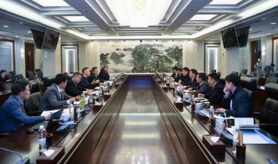 杨青会见玉柴集团董事长、党委书记李汉阳