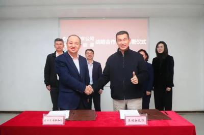 东风乘用车公司联手奥动 开启换电战略合作！