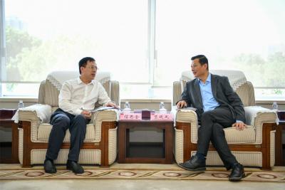 竺延风会见武汉理工大学党委书记信思金