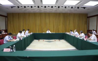 国资委党委召开会议认真学习贯彻中共中央政治局会议精神
