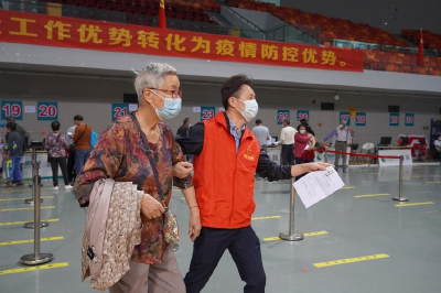 抗疫、反诈、护出行 东风日产“红马甲”在行动