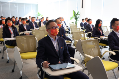 掀起学习十九届六中全会精神热潮 东风公司各单位认真组织广大干部职工收看新闻发布会