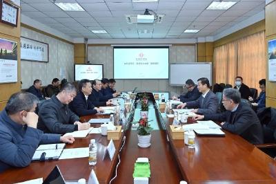 竺延风：坚决支持东风商用车改革和发展