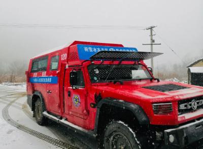 危急时刻，东风猛士雪山救人！
