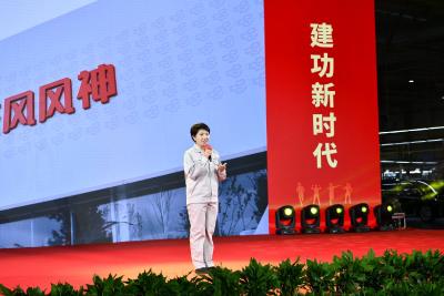 “庆五一  迎五四”主题活动——《我们的位置在旗帜下》
