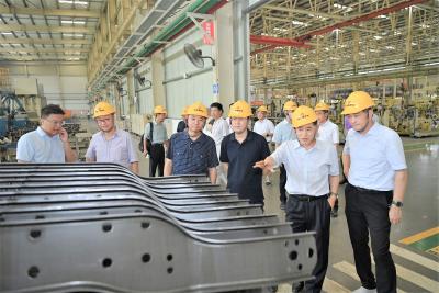 东风公司外部董监事调研公司十堰基地