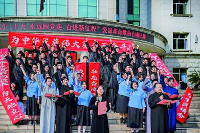 永远跟党走 奋进新征程|东风高中举行爱国革命歌曲合唱比赛