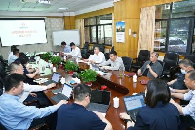 主题教育进行时丨东风商用车主题教育领导小组第三次会议召开