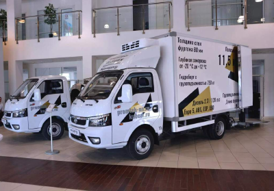 东风Captain-T汽车巡展在莫斯科举行