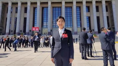 东风员工尹建珍当选全总第十八届执行委员会委员
