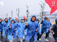图集｜迎着风雨去战斗