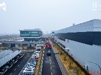 图集｜迎着风雨去战斗