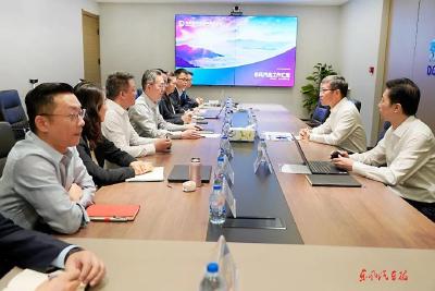 周治平在东风汽车金融有限公司调研