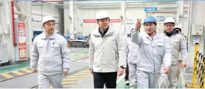 东风汽车团委书记调研东风科技青年工作