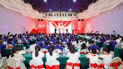 东风博泽十周年庆典在汉举行