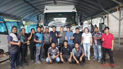 东风商用车在马来西亚本地化生产实现关键突破