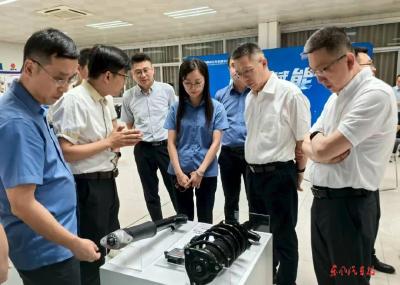 东风科技与东风柳汽开展技术交流