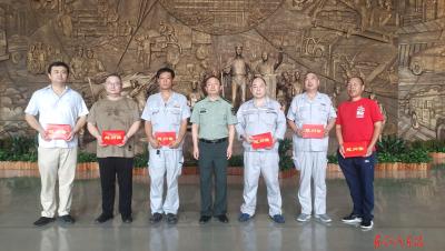 公司人民武装部：“八一”慰问送关怀