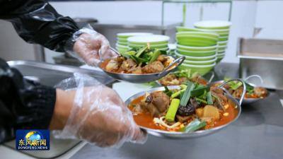 公司2025年“食在东风 味享健康”食堂评选展示——东风股份商品研发院食堂