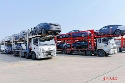 东风日产天籁・鸿蒙座舱首批车辆襄阳发车