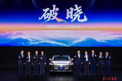 追光L破晓上市 岚图三旗舰产品矩阵形成