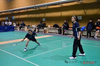 东风物流举办襄阳地区“客户杯”乒羽联谊赛