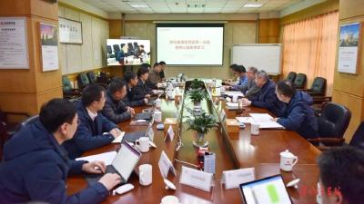 东风商用车党委开展“三线精神”集中学习研讨