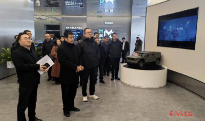 武汉都市圈汽车产业协同发展对接活动 （武汉—咸宁专场）在猛士汽车举行