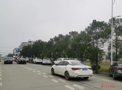 故乡路上的东风印记