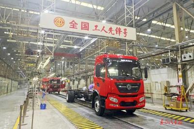 人勤春早开工忙 东风商用车跑出“加速度”