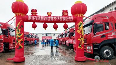 东风龙擎燃气车批量交付