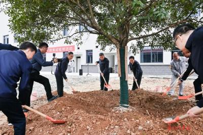 湖北省级重大项目在东风商用车落成