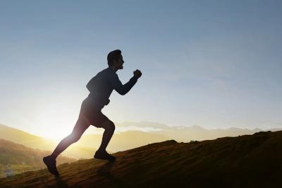 恭喜那些经常运动的人！更瘦、更美、更快乐、更健康……